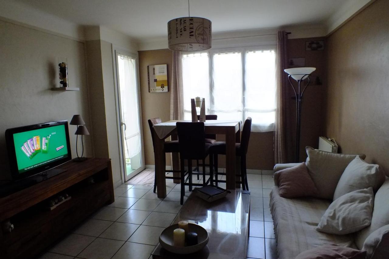 F3 Avec Parking Le Dauphin Apartment Sete Exterior photo